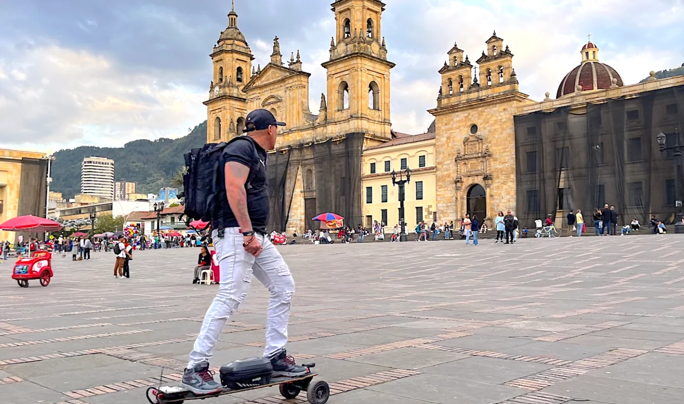 digital nomad in The Colombia.png