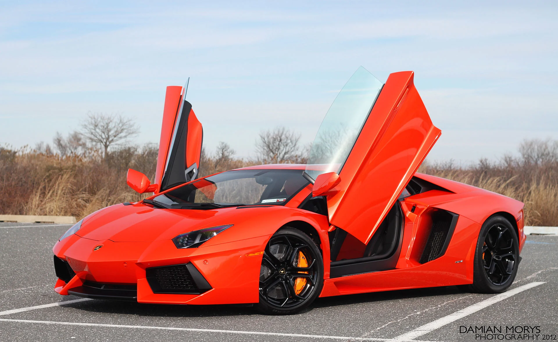 lambo-Aventador.webp