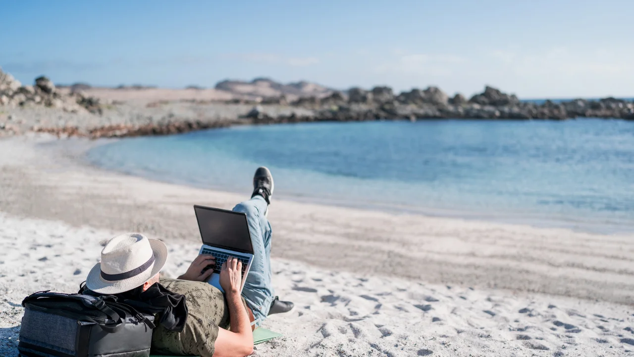 Who Can Be a Digital Nomad.png